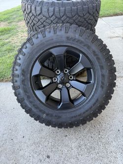 Dodge Ram 1500 Wheels And Tires Goodyear Wrangler Duratrac AT 275/65/R18 $1350 Firm 