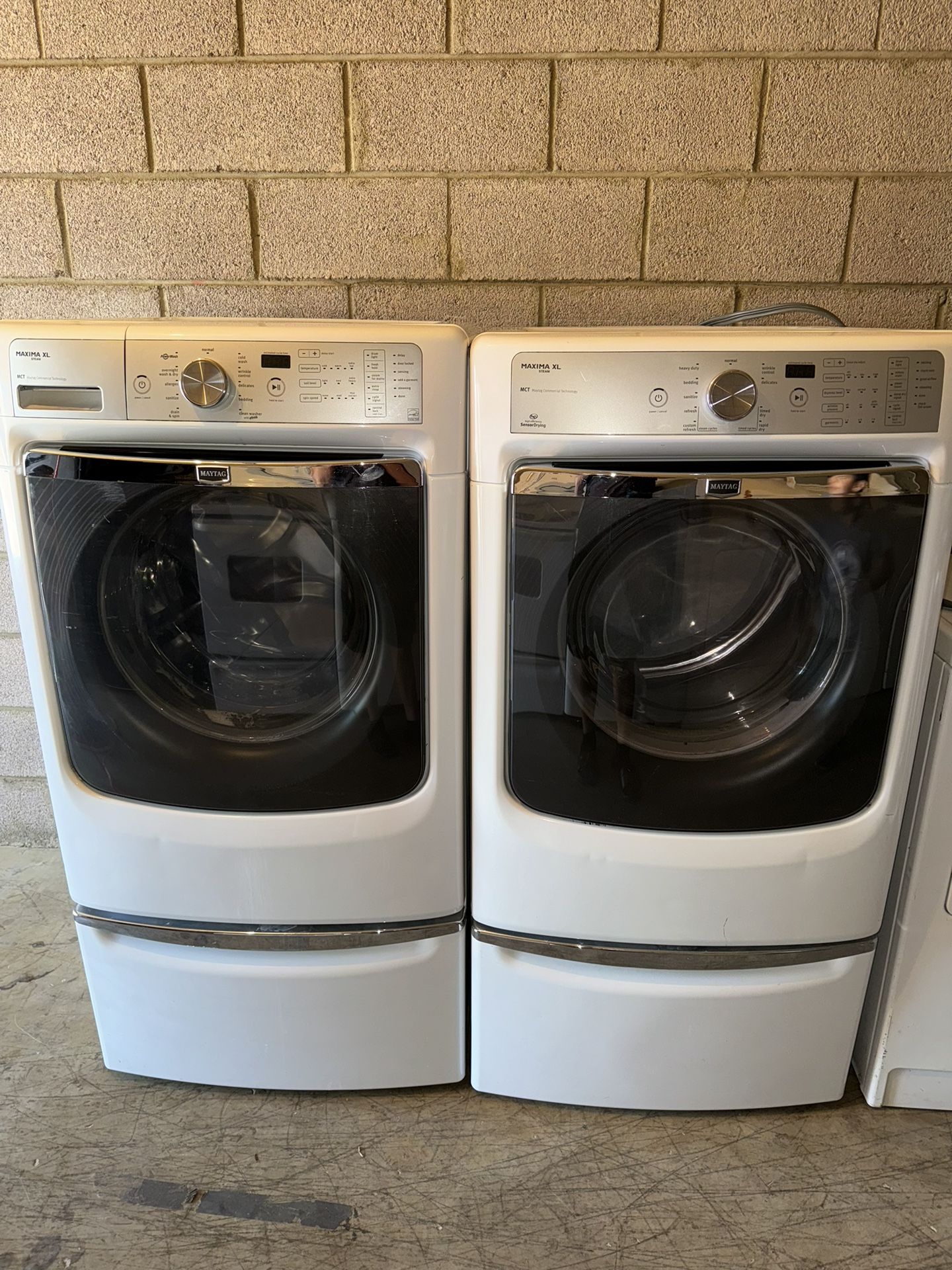 Washer And Dryer Set Maytag Maxima XL