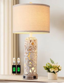 Beautiful Farmhouse Brand New Lamp