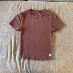 Vuori Short Sleeve Tee – Size XS – Like New