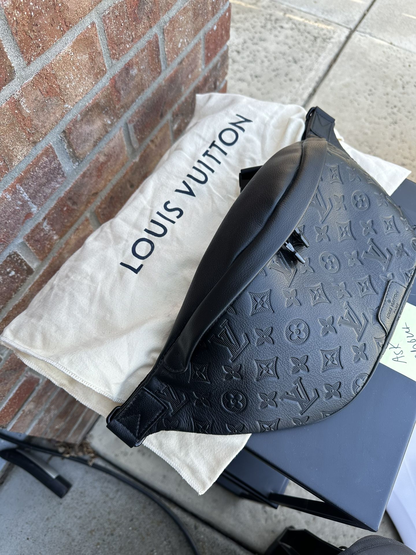 Louis Vuitton Monogram Shadow Discovery Bum Bag for Sale in