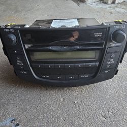 Toyota Rav4 Audio 
