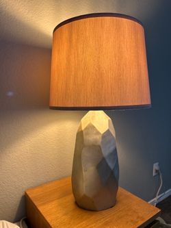 Table lamp 15$