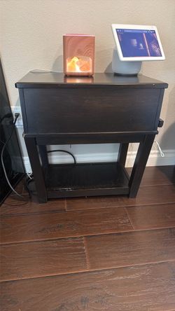 Bedside table
