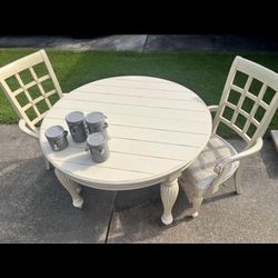 Distressed Kitchen Table +6 Chairs