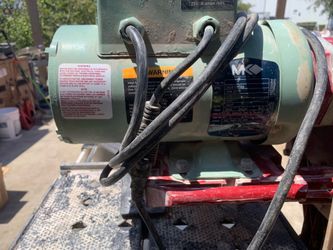 Tile saw