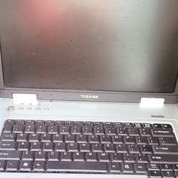 TOSHIBA LAPTOP