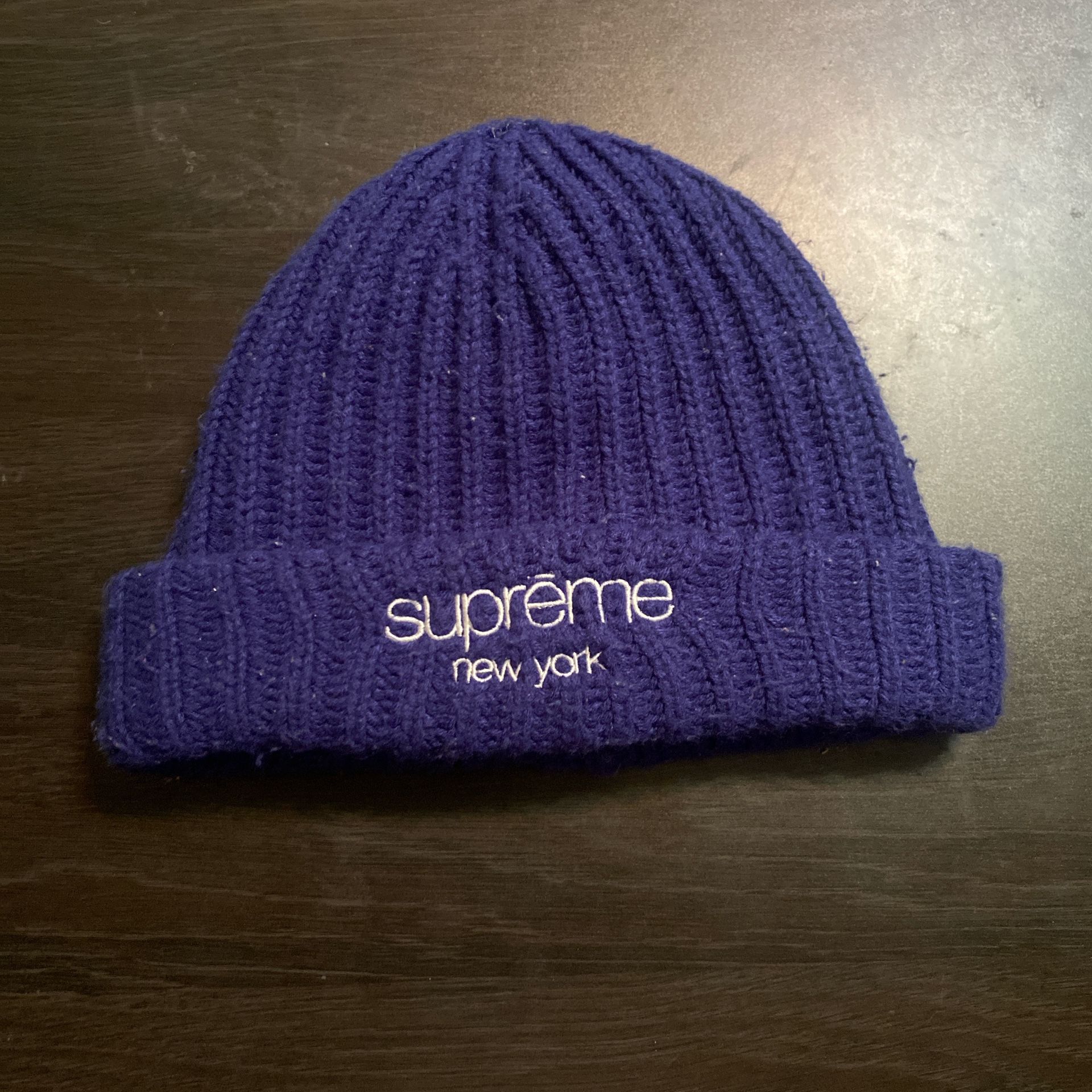 Supreme Ribbed Beanie (FW22)