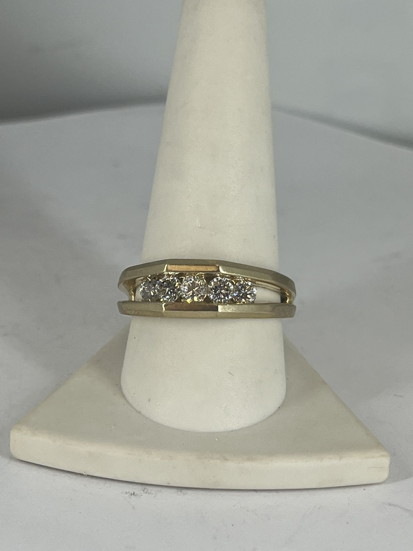 14k Yellow Gold .75 Carat Men’s Diamond Wedding Band 