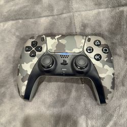 Camo Playstation 5 Controller 