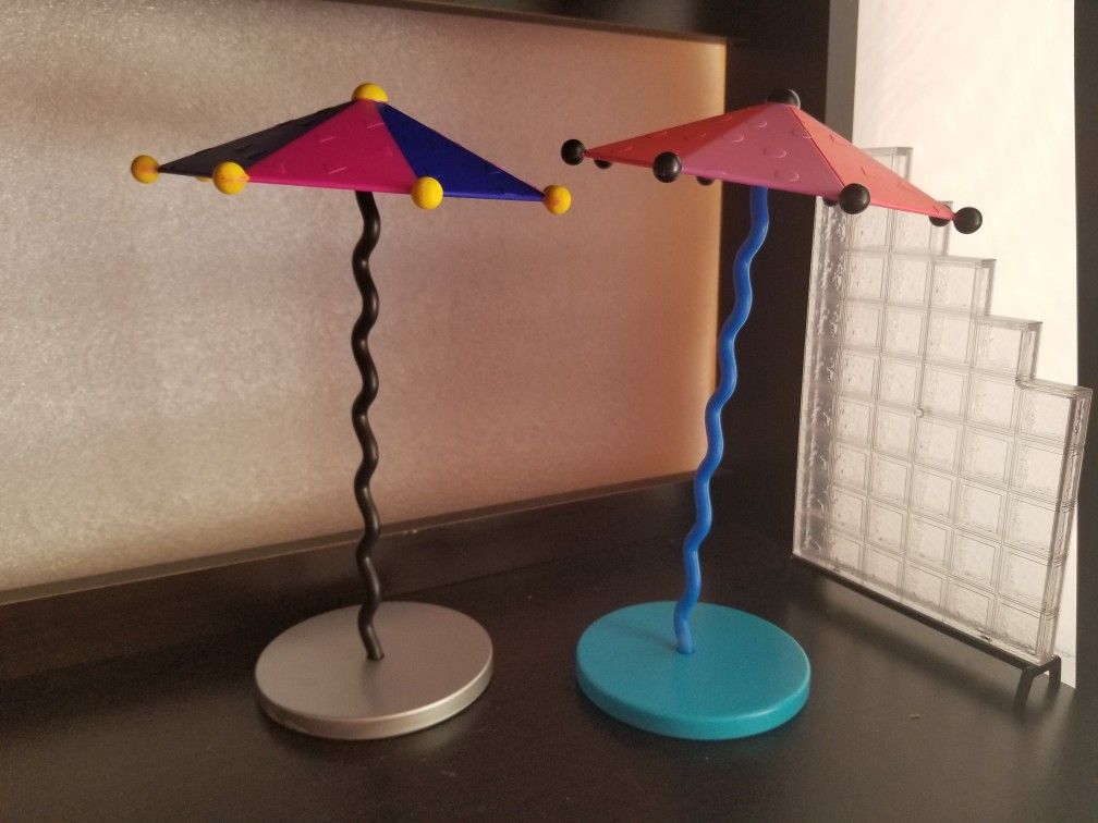 2 Umbrellas LOL Surprise Omg Toy Furniture