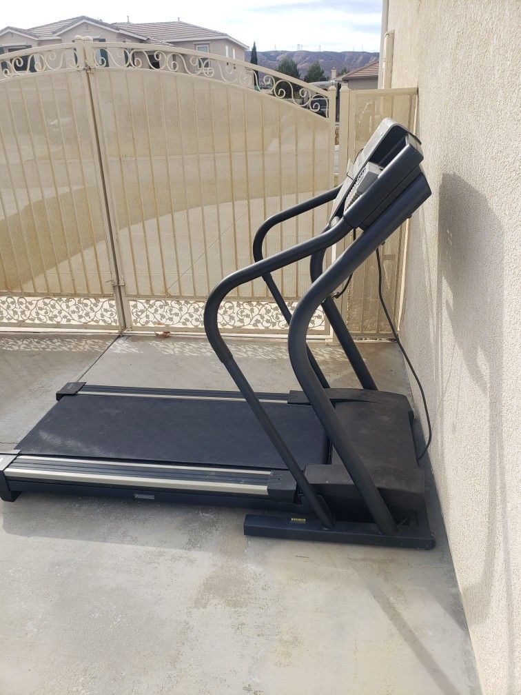nordictrack c1900 treadmill for Sale in Lancaster, CA OfferUp