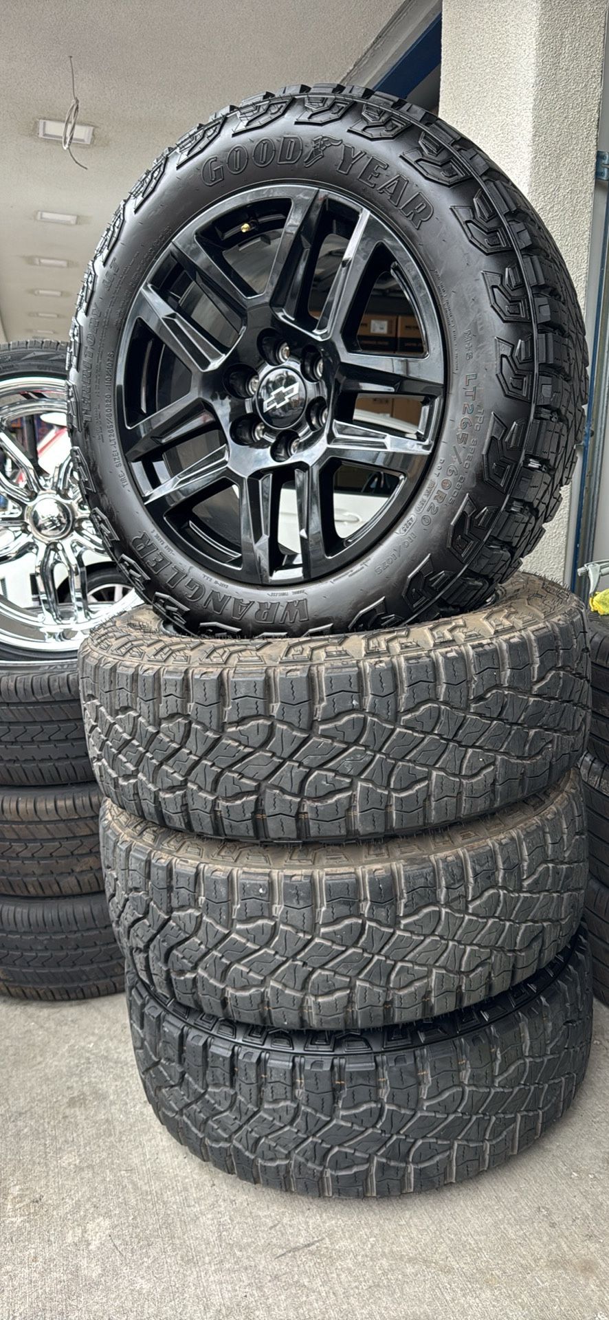 WHEELS OEM 20” STOCK CHEVY TAHOE YUKON