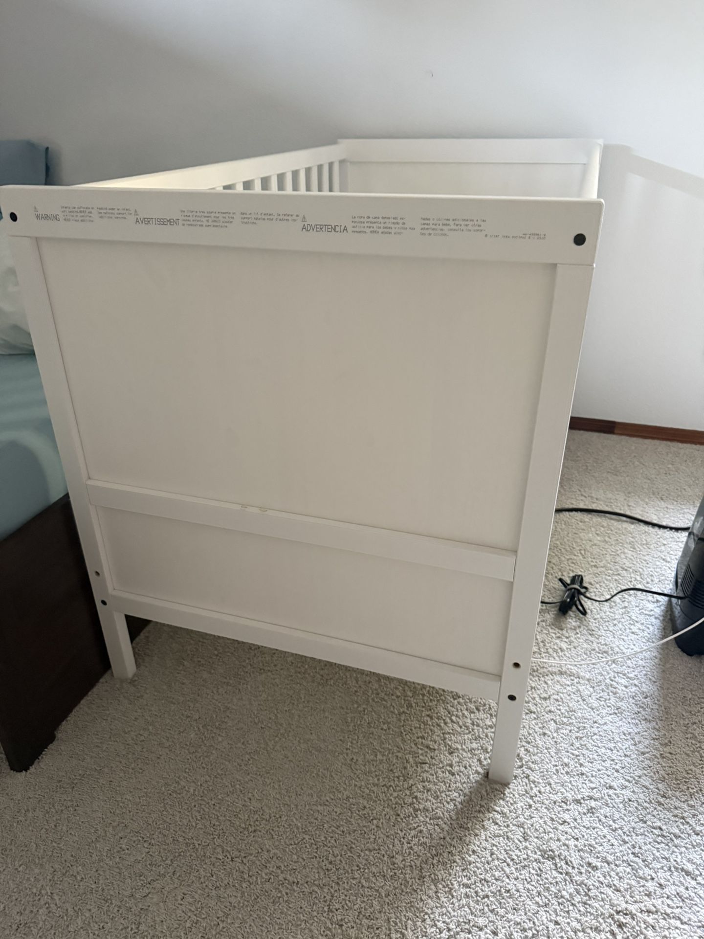 Crib Frame White Crib Frame for Sale in Kirkland, WA - OfferUp