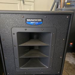 Mackie Subwoofer SWA1501