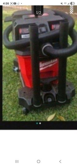 Milwaukee M18 9 gallons Shop Vac