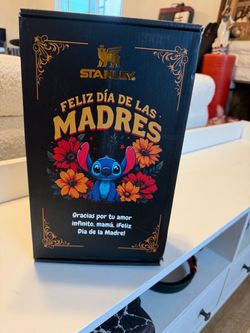 Stanley Mother's Day Stitch Edition Gift Box