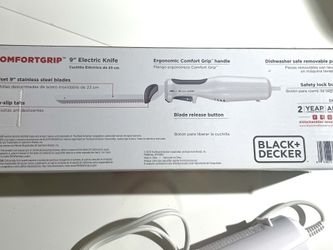 BLACK+DECKER Comfort Grip 9” Electric Knife. - Good For Cutting Turkey !  Thanksgiving for Sale in Brooklyn, NY - OfferUp