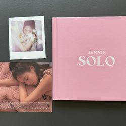 BLACKPINK Jennie Solo Photobook + CD
