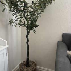 Small fake tree