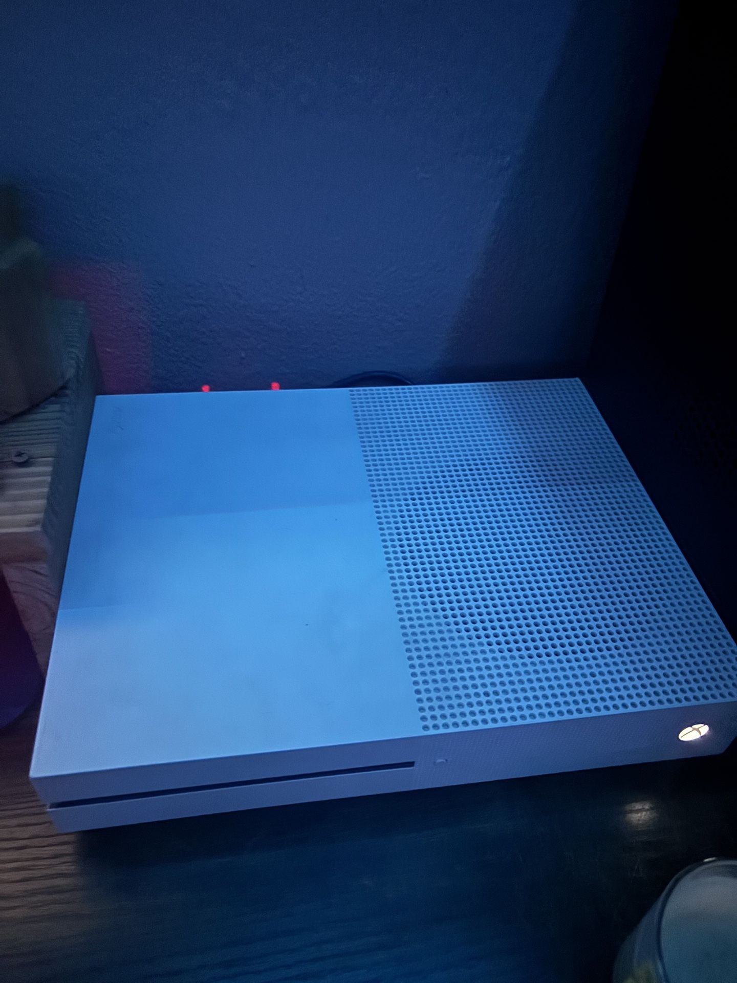 Xbox One S