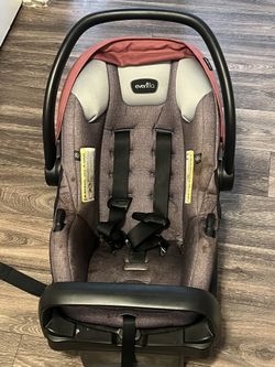 Baby Items / Car Seat / Feeding Chair / Baby Carrier 