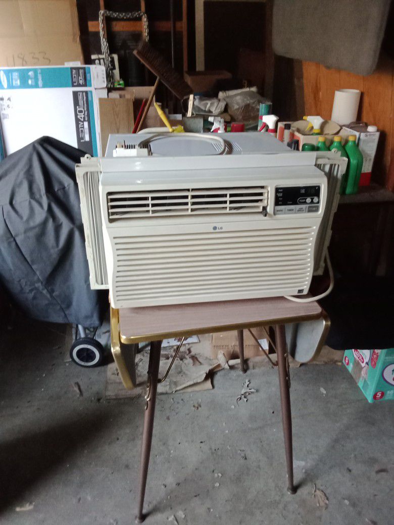 LG Window Air Conditioner $65