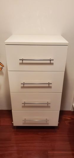 Chest Of Drawers Isaac Mizrahi White