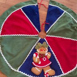 Vtg Reversible Gingerbread Girl Tree Skirt