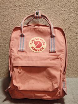 Fjallraven Kanken Mini Backpack