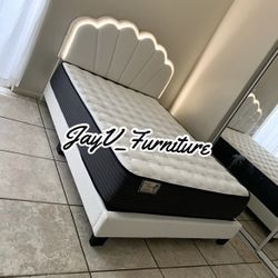 New Queen Bed Frame With Mattress