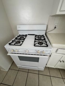 Frigidaire Gas Range