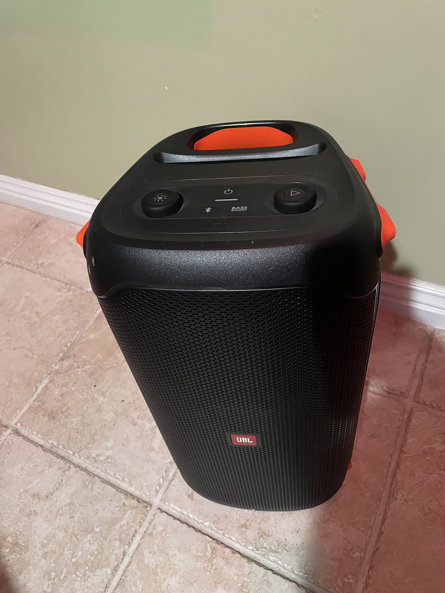 JBL Speaker