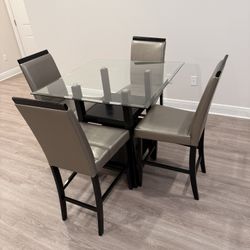 Dining Table Set