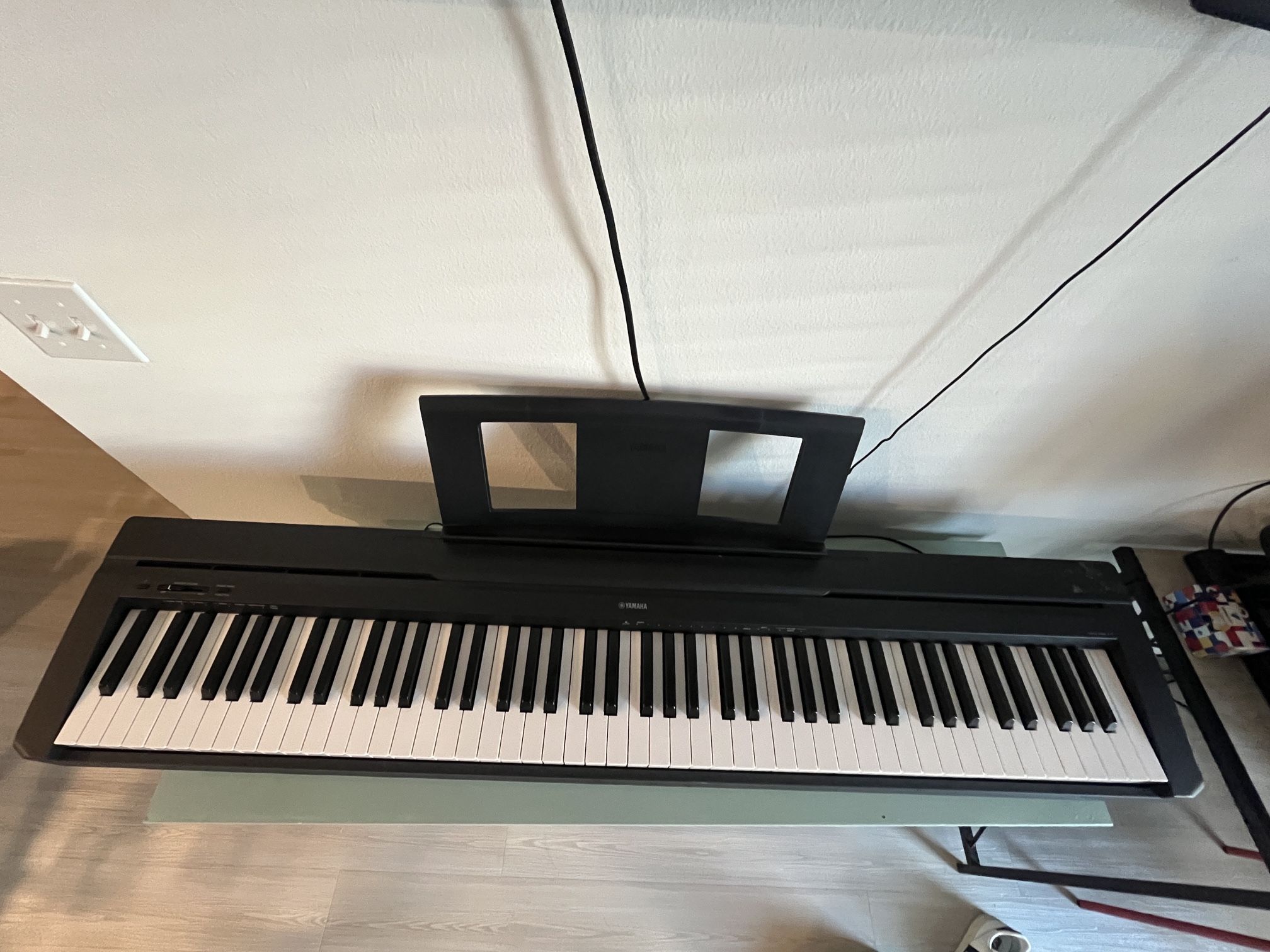 Yamaha P-71 Weighted Keyboard