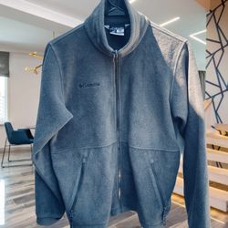 Like New Columbia Fleece Jacket