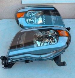 05-11 Toyota Tacoma LED DRL Headlights
Luces Micas Calaveras Faros Faroles Focos
Headlamps