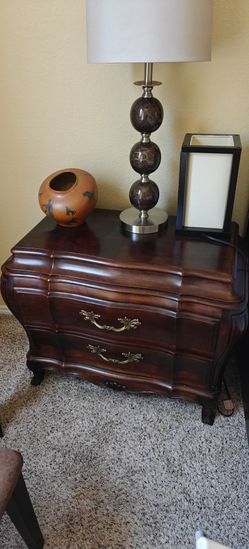 Free night stand