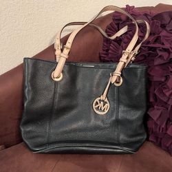 Black Leather Michael Kors Purse