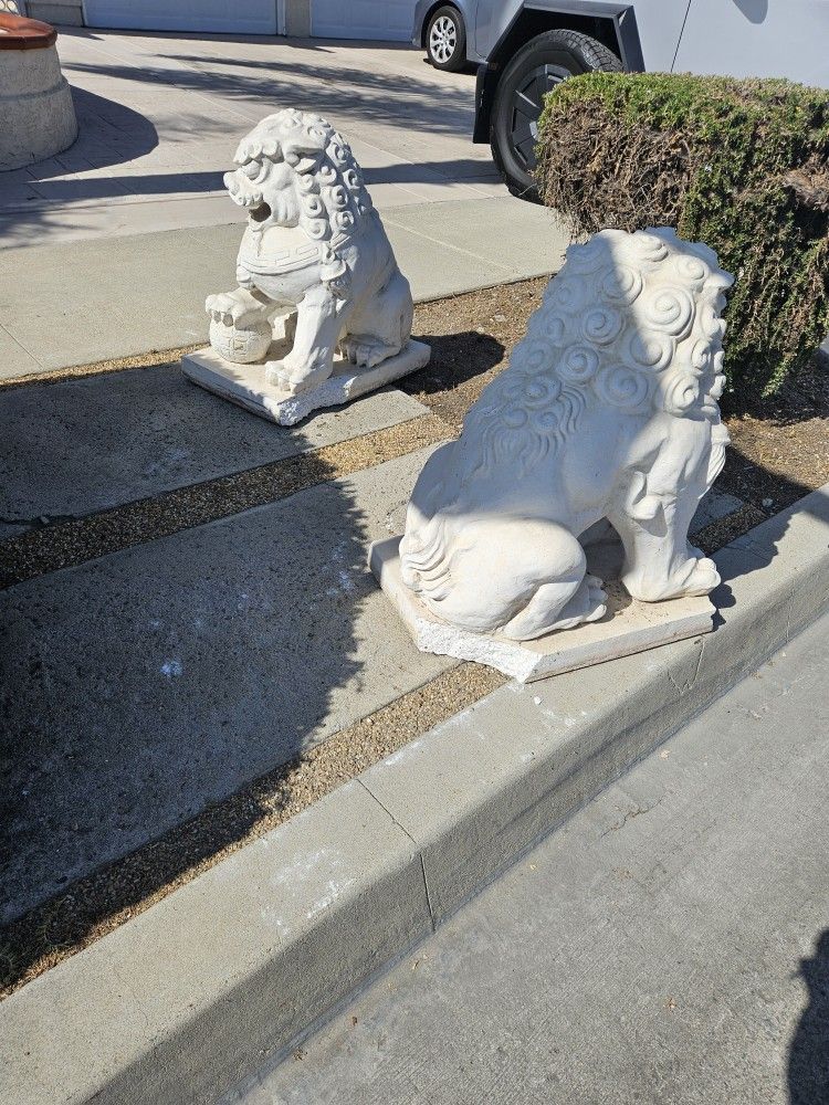 15.5" Concrete Foo Dog Garden Statue Outdoor Stone Chinese Fu Lion Ornament Gift