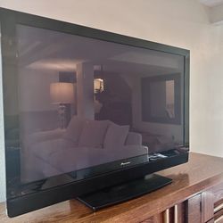 PIONEER PLASMA 50”  TV