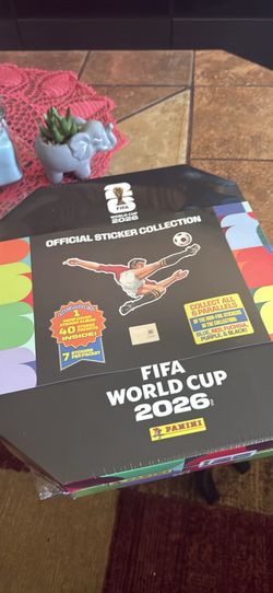 2026 World Cup Panini hardcover album with 40 packs
