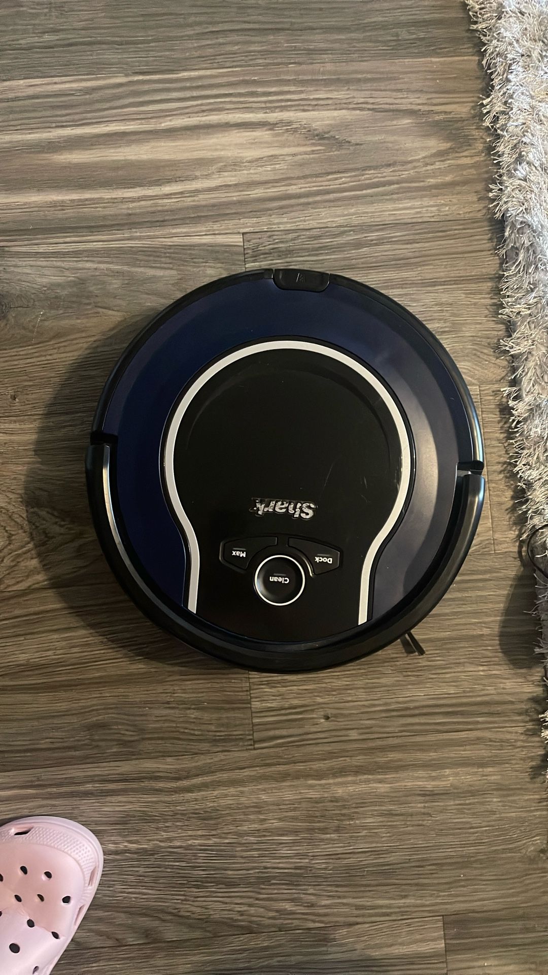 Shark robotic Vacuum Cleaner 