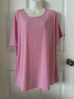 New Women’s Top Size 2x 