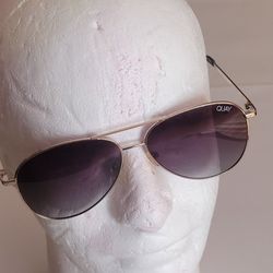 QUAY AUSTRALIA Still Standing Sunglasses Gold/Taupe Aviator. Pre-owned, 
good shape, very minor practically invisible scratches.