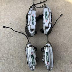 JAGUAR S-TYPE R XJR FRONT AND REAR BRAKE CALIPERS AND PADS BREMBO