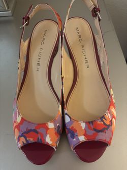 New  Mark Fisher Floral sandals wedge style