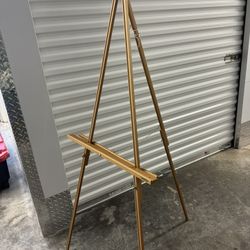 Decorate easel For Weddings Or Events
