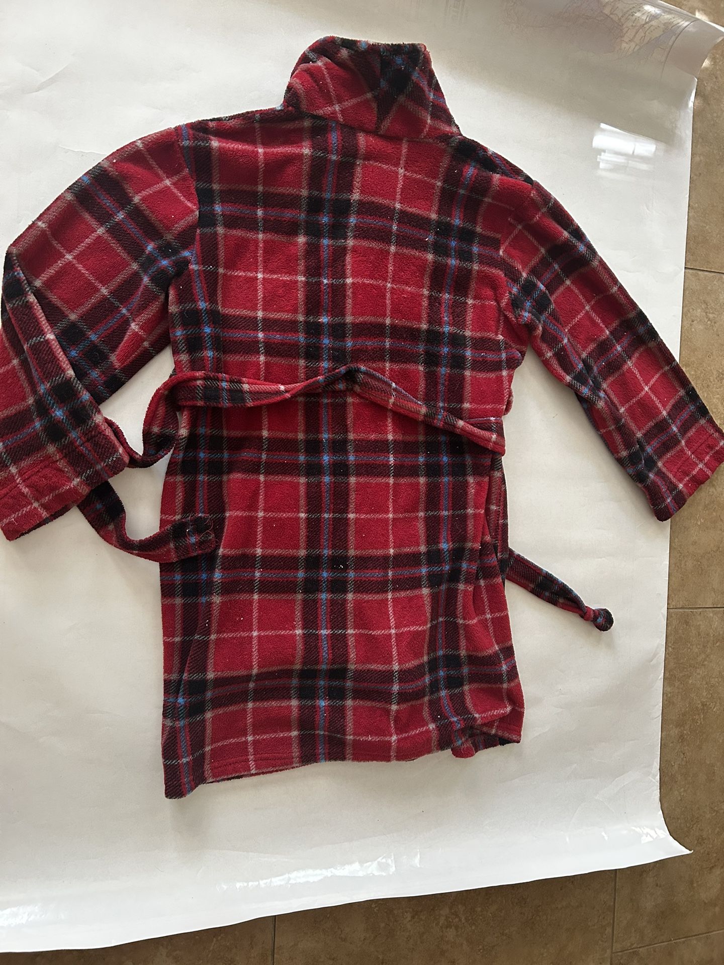 Boys Red/Black Robe Size 14/16