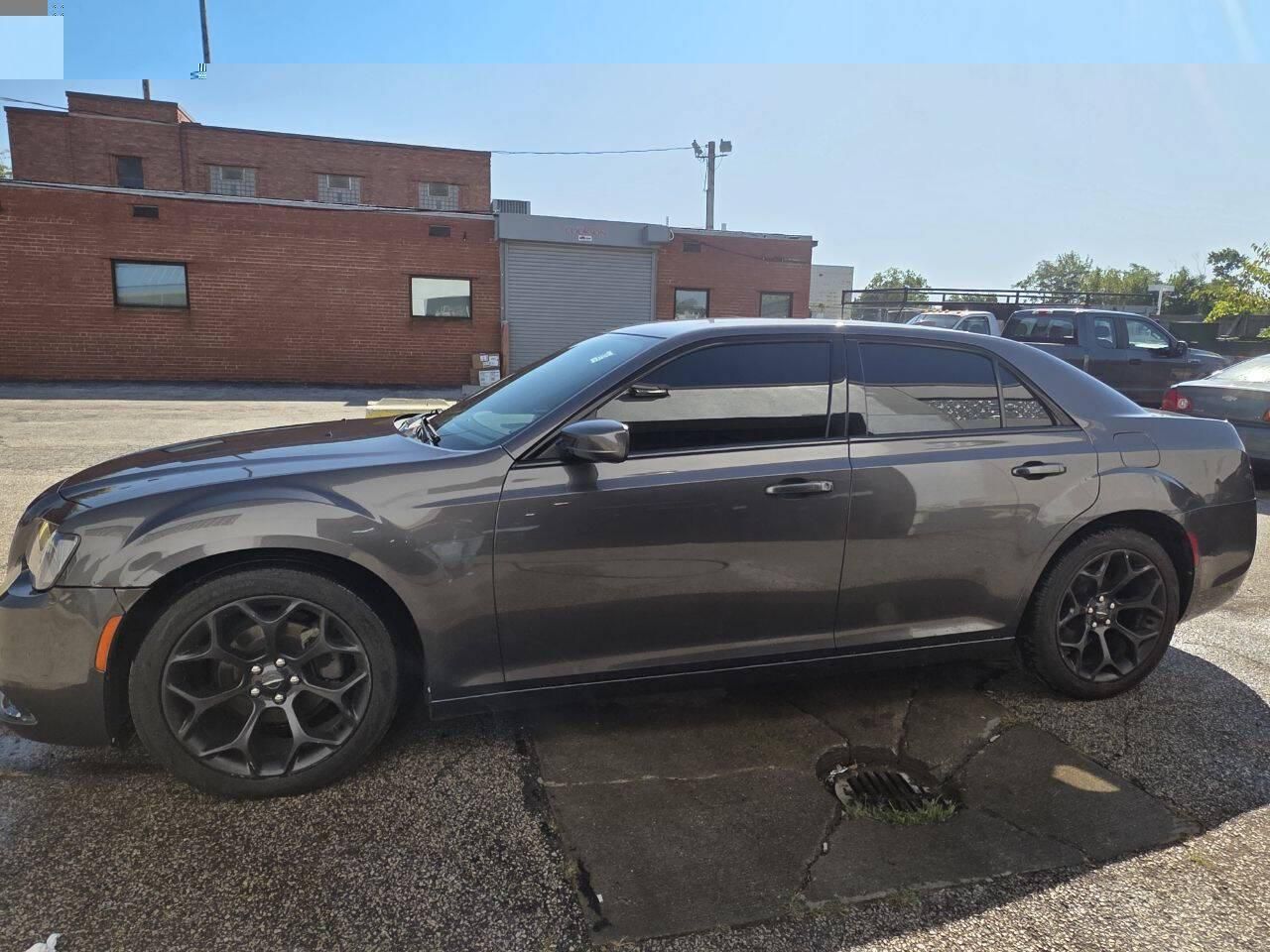 2020 Chrysler 300